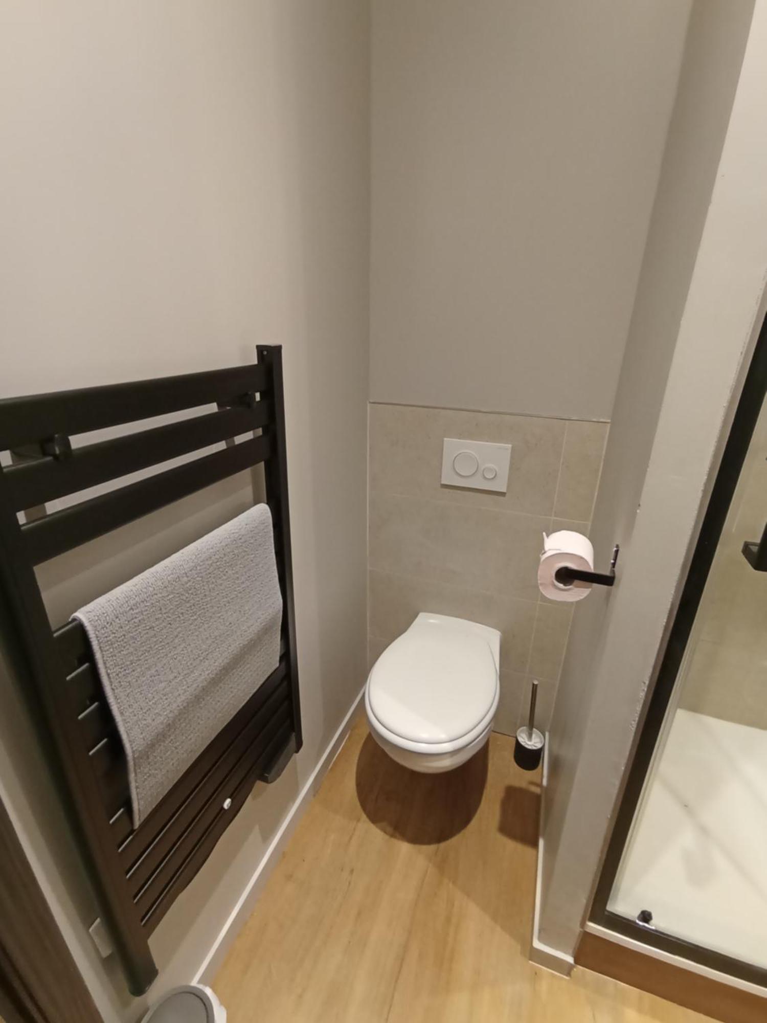 Le 12 Wifi Neuf App 01 Daire Saint-Etienne  Dış mekan fotoğraf